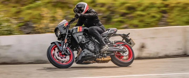 GSX-8TT