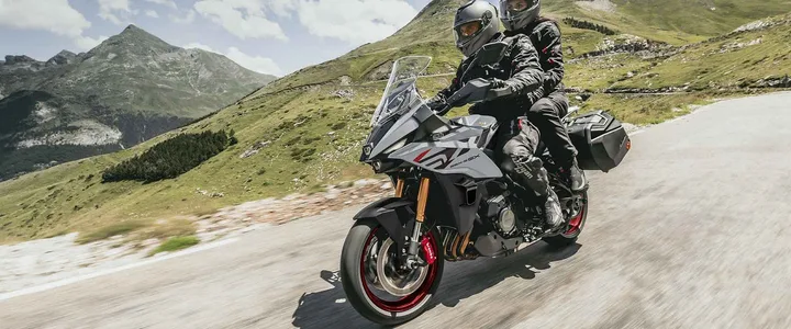 GSX-S1000GX